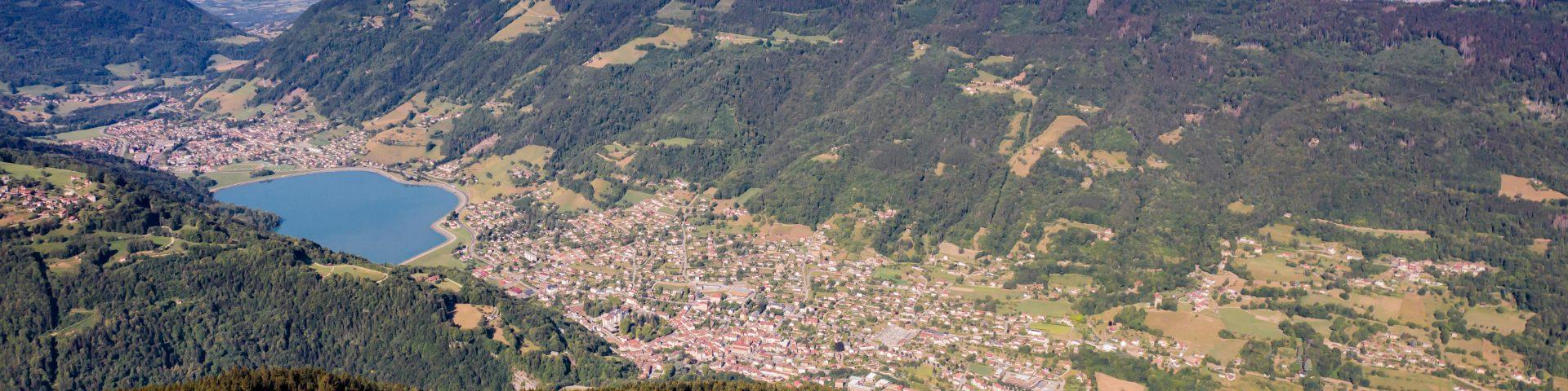 Allevard-les-Bains vanuit de lucht